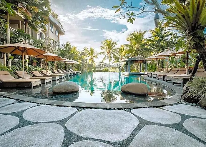 Resort Kuwarasan A Pramana Experience