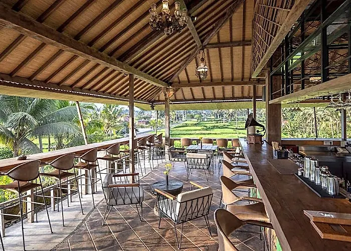 Kuwarasan A Pramana Experience Resort 5*
